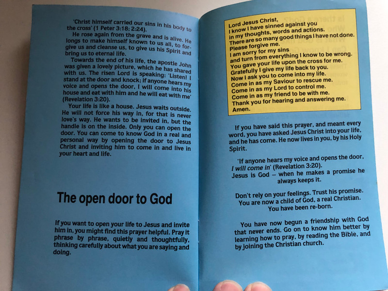 Is God There? by Norman Warren / Is there a God? / Who is God? / What is God like? / Can I know God? / Kingsway Publications (0860658546)
