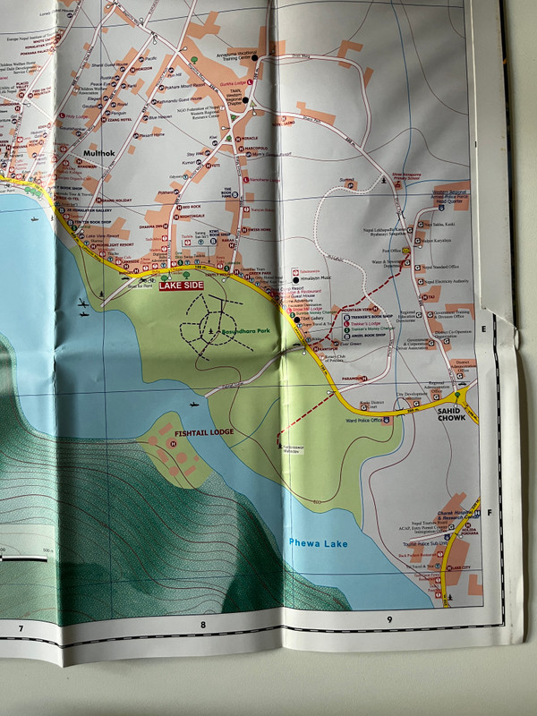 Around POKHARA VALLEY  150 000  SIKLES TREK  Latest and Updated Trekking Map  पोखरा  Nepal Map Publisher Pvt. Ltd. (9780072556088)