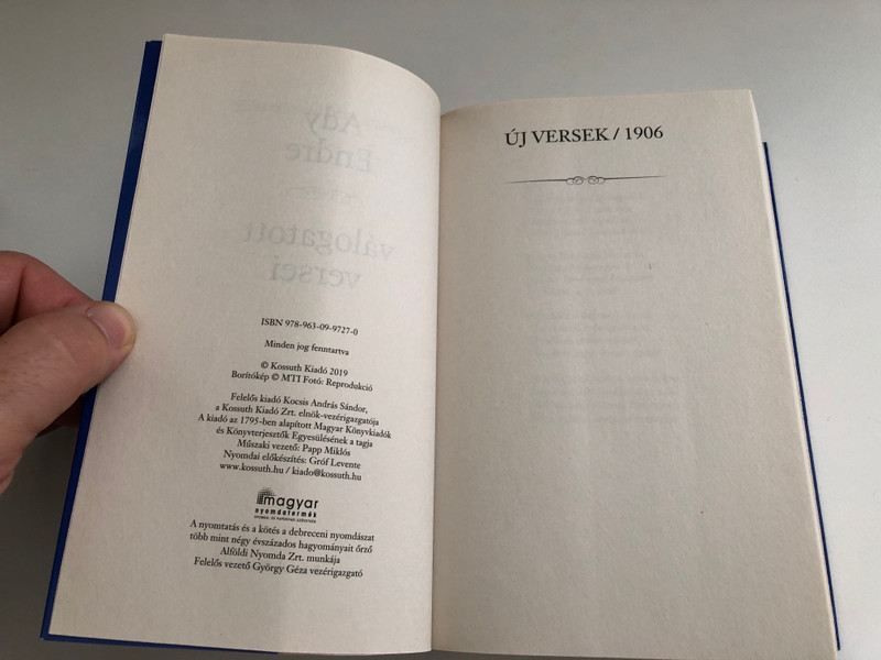 Ady Endre válogatott versei  Életreszóló olvasmányok  Kossuth Kiadó 2019  Paperback 9789630997270