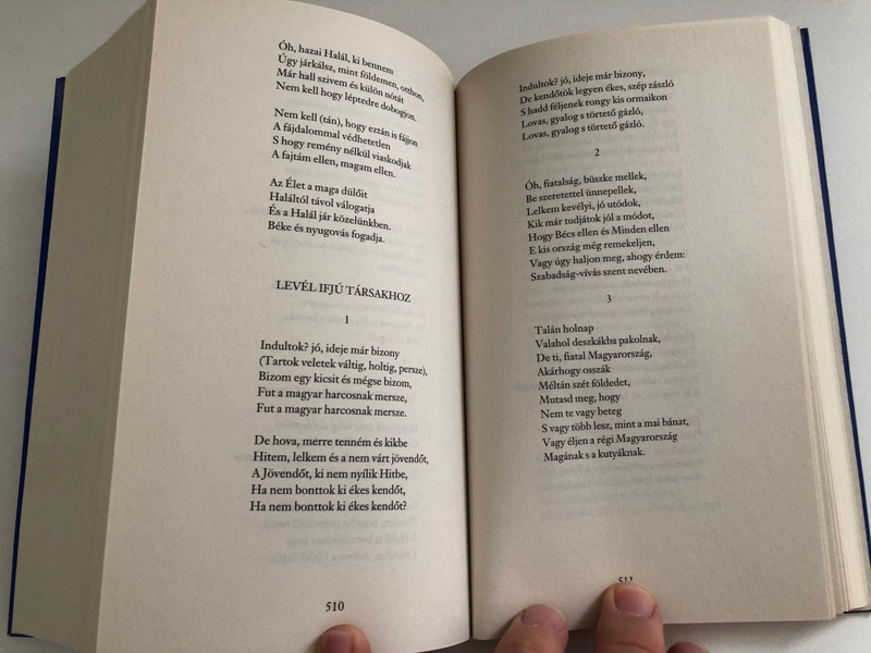 Ady Endre válogatott versei  Életreszóló olvasmányok  Kossuth Kiadó 2019  Paperback (9789630997278)