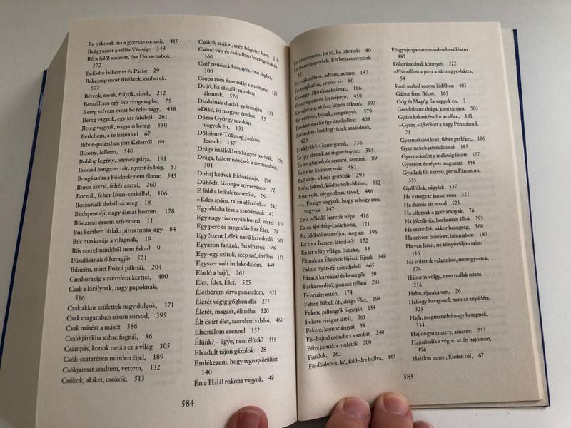 Ady Endre válogatott versei  Életreszóló olvasmányok  Kossuth Kiadó 2019  Paperback (9789630997278)