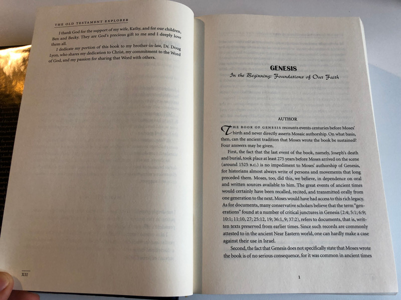 The Old Testament Explorer: Discovering The Essence, Background, And Meaning Of Every Book In The Old Testament / CHARLES DYER, GENE MERRILL / FOREWORD BY CHARLES R. SWINDOLL / Word Publishing 2001 / Hardcover (9780849914478)