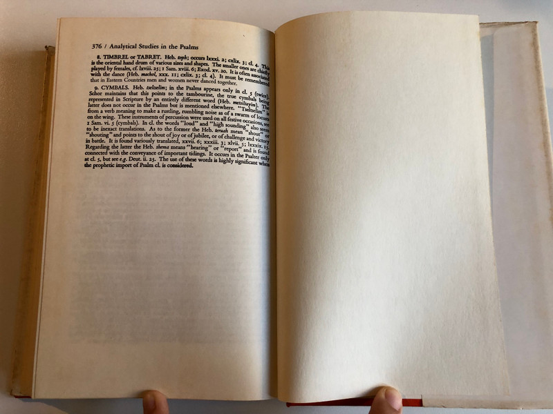 ANALYTICAL STUDIES IN THE PSALMS  By Arthur G. Clarke  Foreword by W.E. Vine  Preface by Warren W. Wiersbe  Kregel Pubns, 1979  Hardcover (0825423228)