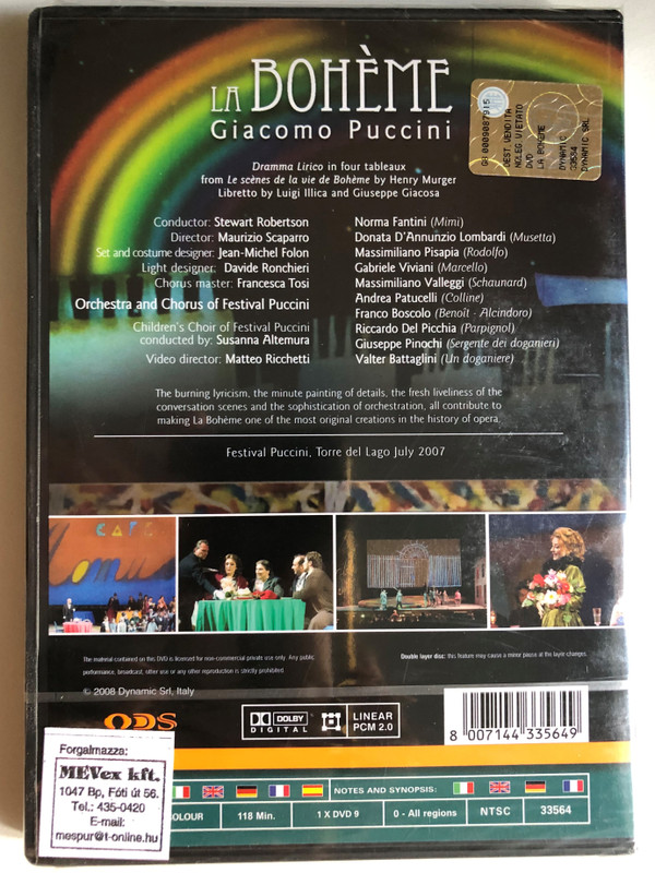 Puccini: Boheme / Dramma Lirico in four paintings from Scenes Libretto by Luigi Illica and Giuseppe Giacosa / Orchestra and Chorus of Festival Puccini Conductor: Stewart Robertson Chorus master: Francesca Tosi / DVD (8007144335649)
