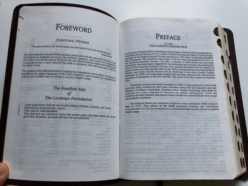 New American Standard Bible  Burgundy, Imitation Leather with Index  World Bible Publishers, 1996  Classic Companion (0529110628)