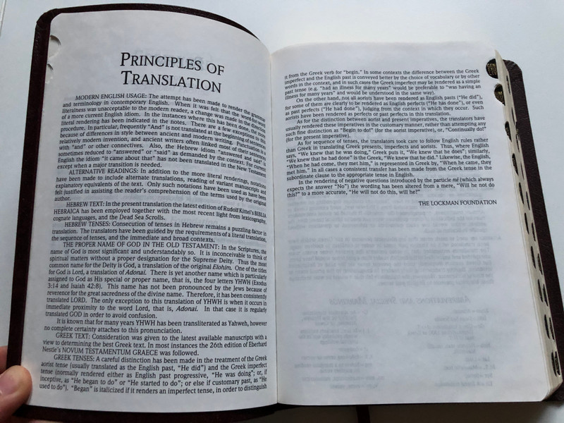 New American Standard Bible  Burgundy, Imitation Leather with Index  World Bible Publishers, 1996  Classic Companion (0529110628)