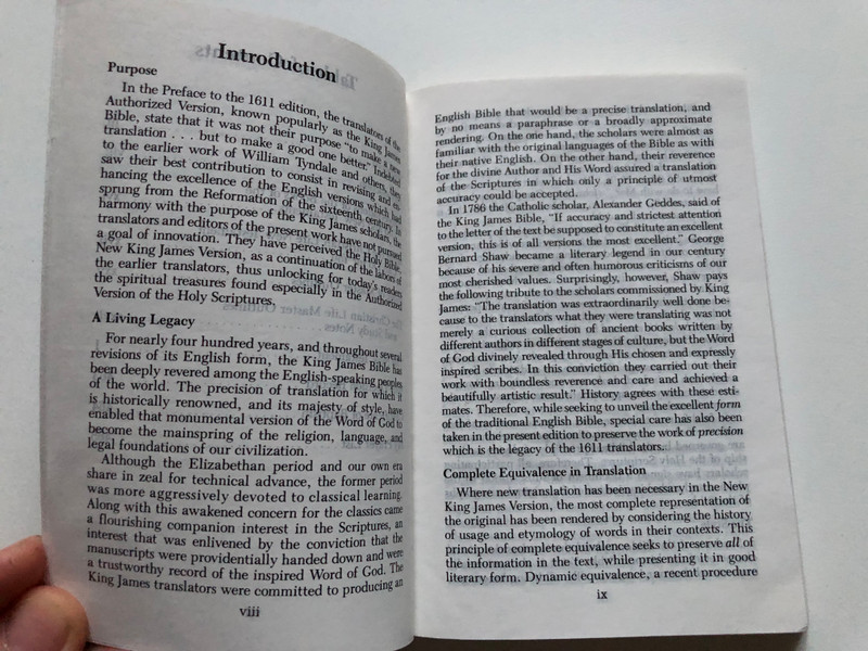 Christian Life New Testament With Master Outlines And Study Notes  The New King James Version  THOMAS NELSON PUBLISHERS  Paperback (Nelson 180B)