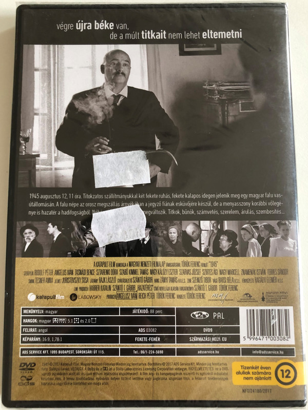 1945 / KATAPULT FILM PRESENTS IT WITH THE SUPPORT OF THE HUNGARIAN NATIONAL FILM FUND FERENC MET TÖRK / Studio: Menemsha Films / Actors: Peter Rudolf, Bence Tasnadi, Ivan Angelus, Marcell Nagy / DVD (5996471003082)