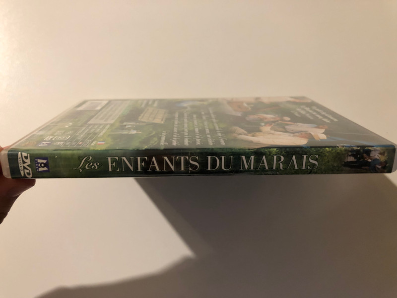 Les ENFANTS DU MARAIS  UN FILM DE Jean BECKER  EDITION COLLECTOR  Le bonheur d'être libre, la liberté d'être heureux.  DVD Video (3475001004451)