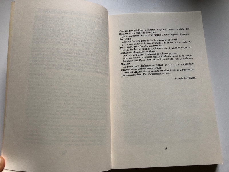 ANNA ÉDES - DEZSŐ KOSZTOLÁNYI  A REVIVED MODERN CLASSIC  TRANSLATED AND WITH AN INTRODUCTION BY GEORGE SZIRTES  New Directions, 1993  Paperback (9780811212557)