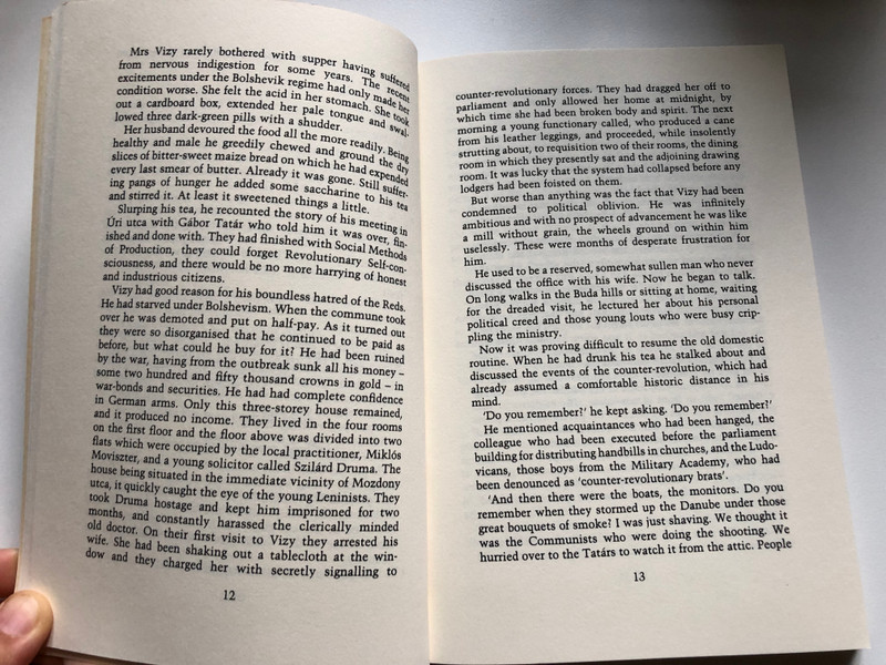 ANNA ÉDES - DEZSŐ KOSZTOLÁNYI  A REVIVED MODERN CLASSIC  TRANSLATED AND WITH AN INTRODUCTION BY GEORGE SZIRTES  New Directions, 1993  Paperback (9780811212557)