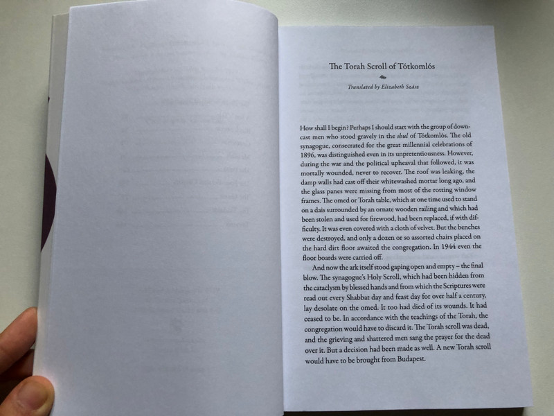 THE TORAH SCROLL OF TÓTKOMLÓS and Other Stories  István Gábor Benedek  Corvina Kiadó, 2019  Paperback (9789631365931)