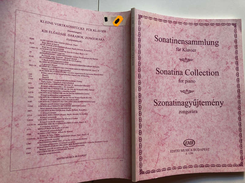 Sonatinensammlung für Klavier  Sonatina Collection for piano  Szonatinagyűjtemény zongorára  Zusammengestellt von - Compiled by - Összeállította H. HOFMANN Vilma  EDITIO MUSICA BUDAPEST, 1953  Z. 1280  Paperback (Z. 1280)