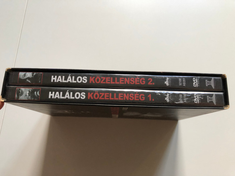 HALÁLOS KÖZELLENSÉG 1-2. RÉSZ (DEADLY PROXIMITY 1-2. PART) 2 DVD Set / VINCENT CASSEL GÉRARD DEPARDIEU / Amerikai-Francia krimi, 2008 / Studio/Producer: Ablo / DVD (5999048926098)