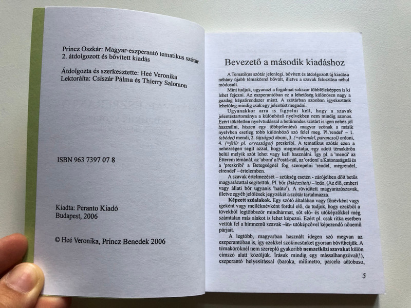 MAGYAR-ESZPERANTÓ tematikus szótár 2. bövitett, átdolgozott kiadás (HUNGARIAN-ESPERANTO thematic dictionary 2nd expanded, revised edition) by Rincz Oszkár/ Kiadó:Peranto Kiadó (9637397078)
