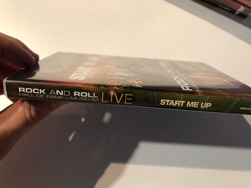 START ME UP - ROCK AND ROLL HALL OF FAME + MUSEUM  Live Recording  DVD Video (886978325891)