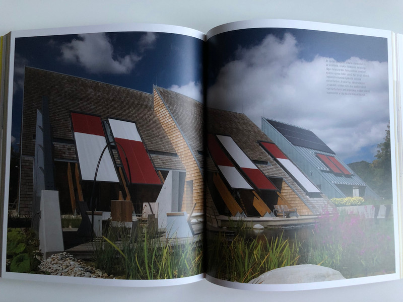 Jelek a térben - Lázár Antal építész  THE ARCHITECTURE OF ANTAL LÁZÁR WITH ENGLISH SUMMARY AND LIST OF WORKS  ÜKH 2019  Paperback (9789631365375)