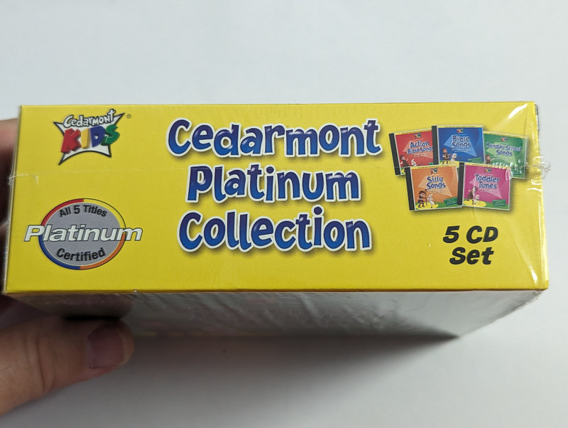 Cedarmont Platinum Collection - 91 Classic Christian Songs For Kids / 5 Enhanced CDs Hours of Music with Bonus Lyrics and Celoring Activities / Bonus Split-track Versions Included for Sing-along / 5x Audio CD, Box Set / 084418405626
