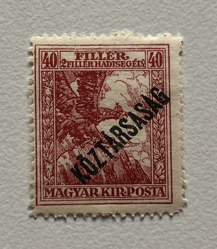 MAGYAR KIRALYI POSTA (HUNGARIAN ROYAL POST OFFICE)  2 FILLER HADISEGELY (MILITARY AID)  KÖZTÁRSASÁG (REPUBLIC)  Stamp (stampshun037)