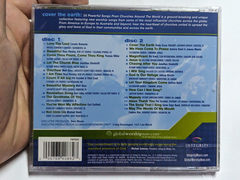 Cover The Earth - 25 powerful songs from churches around the world / Integrity Music 2x Audio CD 2006 / 40882 Cover The Earth - 25 powerful songs from churches around the world / Integrity Music 2x Audio CD 2006 / 40882