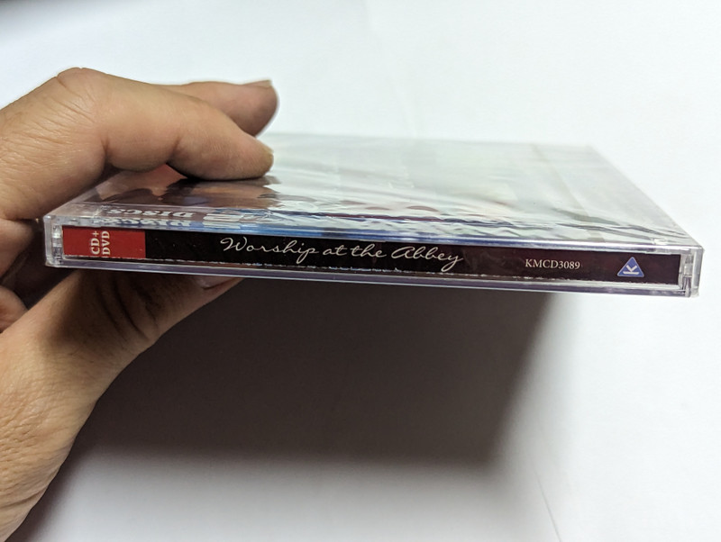 Worship at the Abbey - Live Worship From Studio One Abbey Road, London... with Stuart Townend, Tim Hughes, Lou Fellingham, Smokie Norful, Andy Bromley, Mark Beswick, Kelly Minter, Geraldine Latty / Kingsway Audio CD + DVD 2010 / KMCD3089 