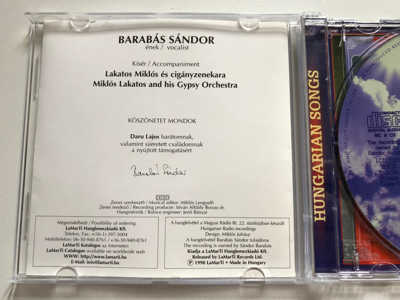 Darumadar Fenn Az Egen: Hungarian Songs - Barabas Sandor (notazik) / Asztalosek kaputajat; Balog Orzse keszkenojet; Ezt a kerek erdot jarom en; Felho szallt a Nagyerdore; Hajlik a rozsata / LaMarTi Audio CD 1999 Stereo / LCD 1020 (5997822102027)