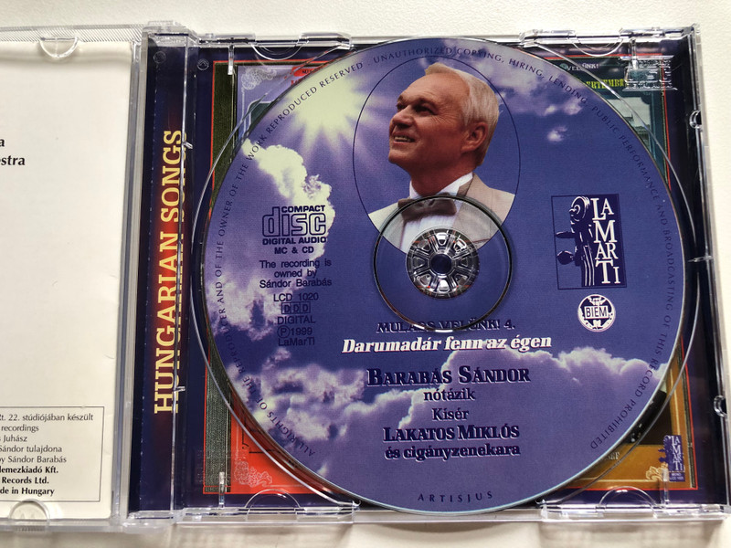 Darumadar Fenn Az Egen: Hungarian Songs - Barabas Sandor (notazik) / Asztalosek kaputajat; Balog Orzse keszkenojet; Ezt a kerek erdot jarom en; Felho szallt a Nagyerdore; Hajlik a rozsata / LaMarTi Audio CD 1999 Stereo / LCD 1020