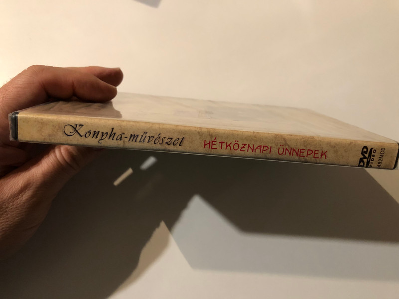 Konyha-művészet - HÉTKÖZNAPI ÜNNEPEK / Pécsi Ildikó - színművész / Nyiri Sándor "Szása" - mesterszakács / DVD Video (5998175162409)