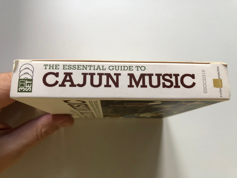 The Essential Guide To Cajun Music - Featuring: Beausoleil, Eddie Lejeune, Hackberry Ramblers, Buckwheat Zydeco, Clifton Chenier, D. L. Menard, Nathan Abshire, Balfa Brothers And Many More... / Union Square Production 3x Audio CD / ESGCD316