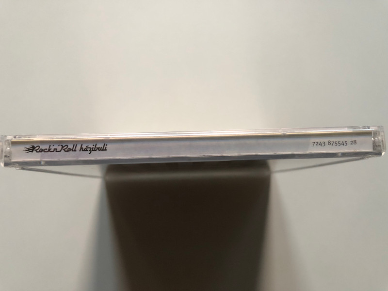 Rock'n'Roll hazilruli - 31 slager - Fats Domino, Wanda Jackson, Dion, The Swinging Blue Jeans, Louis Prima, Gene Vincent, Eddie Cochran, Little Eva, Illes, Omega, Hungaria,... es meg, meg, meg... / EMI Audio CD 2004 / 7243 875545 28 