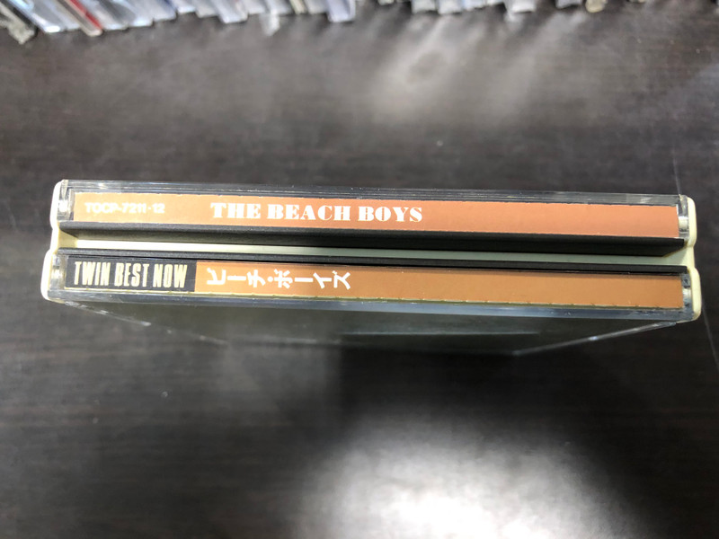 BEACH BOYS - Twin Best Now / Japanese-only 40-track double compilation CD, picture sleeve featuring all text in Japanese & obi-strip / TOCP-7211-12 / Audio CD (4988006671997)