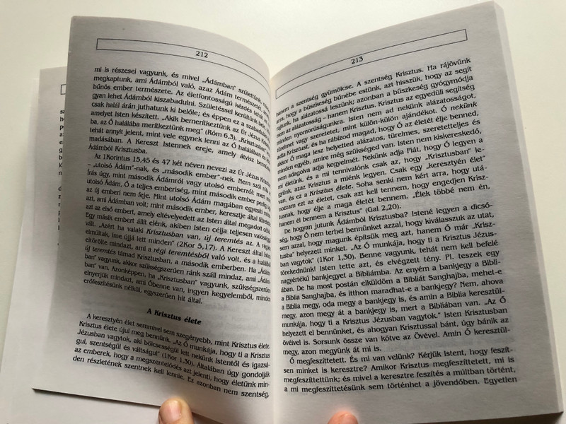 Watchman Nee: Tizenkét tele kosár / Watchman Nee: Twelve full baskets / Several independent sermons by the Chinese Christian author Watchman Nee 