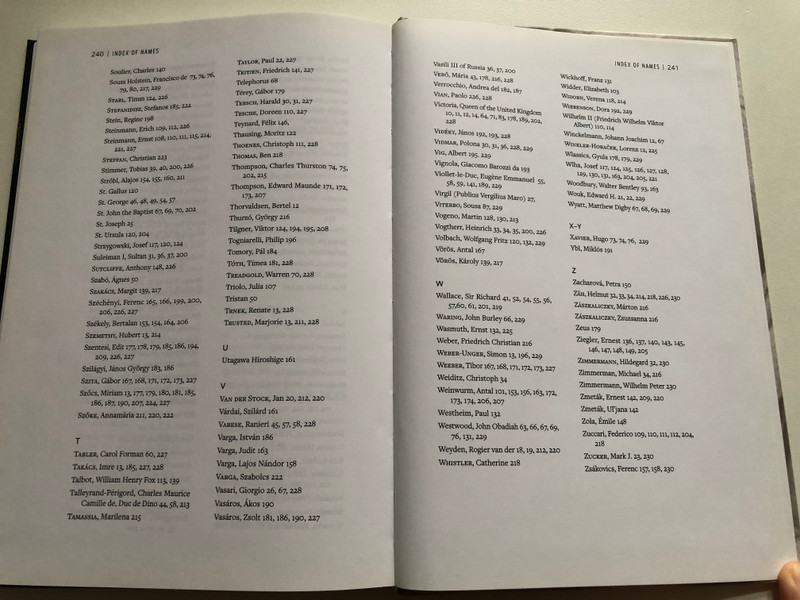 Engraving, Plaster Cast, Photograph / Chapters from the History of Artwork Reproduction / Edited by: Júlia Papp / ELKH Eötvös Loránd Research Network, 2021 / Hardcover (9789634162841) 