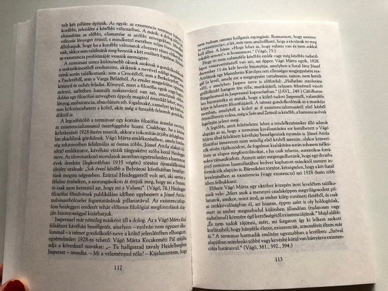 JÓZSEF ATTILA - Tanulmányok és cikkek 1923-1930 / MAGYARÁZATOK / Osiris Kiadó Budapest, 1995 / Paperback (9789633790687)