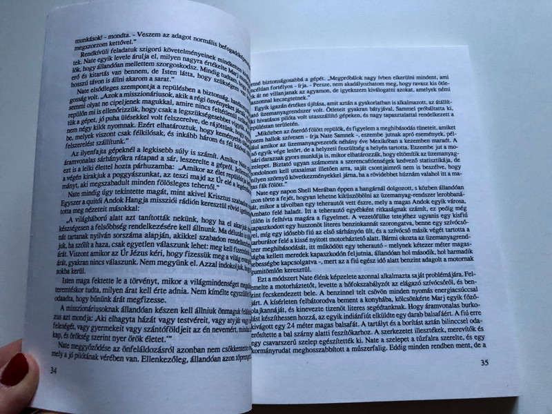 A dicsőség kapuján át / Elisabeth Elliot / Jó Hír Iratmisszió Alapítvány / Paperback (9630462702)