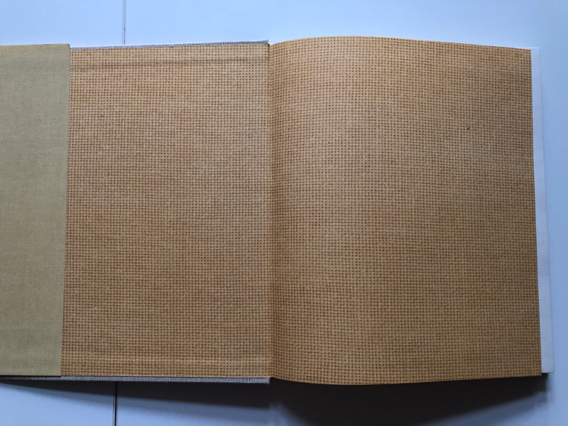 Így hímezzünk - Marta Mannová / Práca-Roh Kiadóvállalat, 1979 / Hardcover 