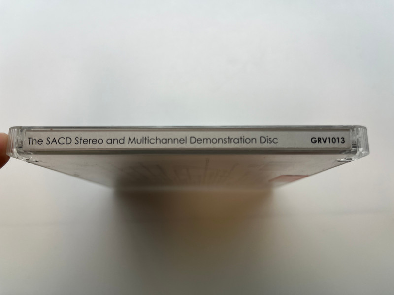 SACD Two-channel & Multi-channel Demonstration Disc / Groove Note Hybrid Disc Stereo 2001 / GRV1013