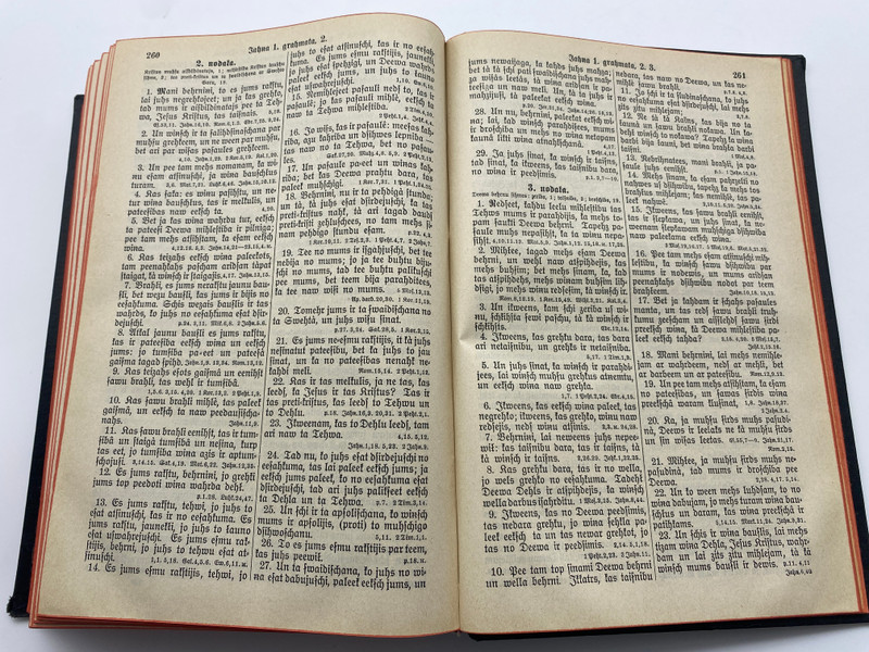 Bībele. Vecās un Jaunās Derības Svētie Raksti (latvianbible) Bībele. Vecās un Jaunās Derības Svētie Raksti (latvianbible)