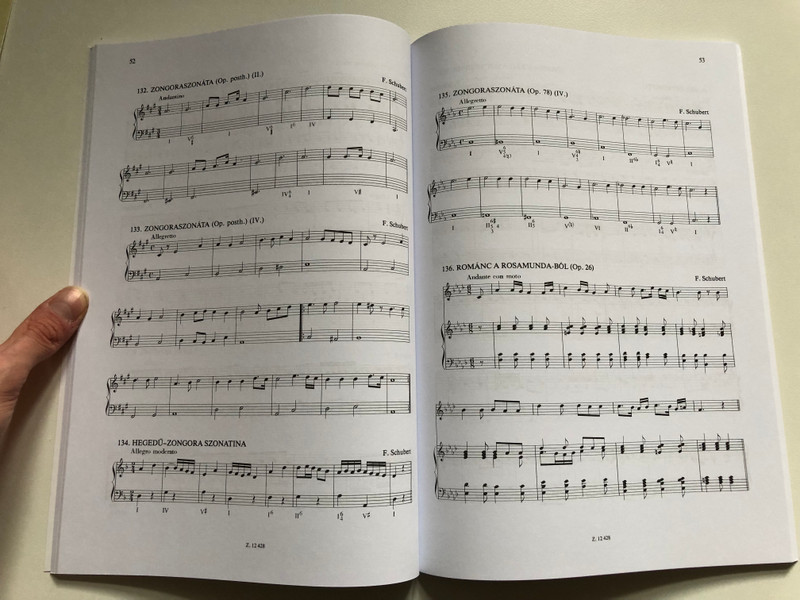 NÉMETH-NÓGRÁDI-PUSTER SZOLFÉZS ANTOLÓGIA  Editio Musica Budapest  Paperback Score (9790080124284)