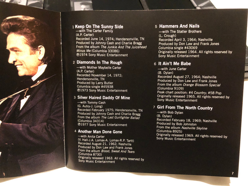 Cash Treasures / Johnny Cash: The Hits, Duets, Gospel Singer - 3 CD Collector's Set (888837444521)
