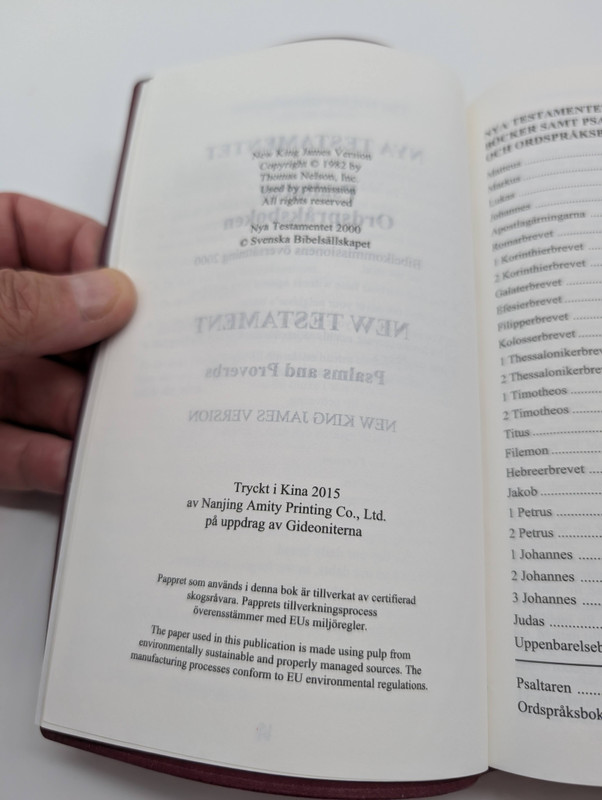 Swedish - English Bilingual New Testament / Nya Testamentet (With Psalms and Proverbs)(Psaltaren och Ordspraksboken)