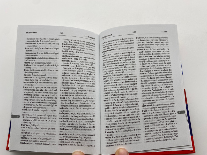 Francia-Magyar Kisszótár - Petit Dictionnaire Français-Hongrois (9789630583268)