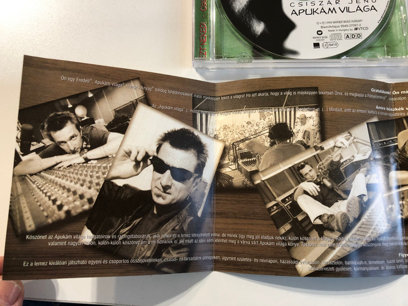 Csiszár Jenő: Ezt Neked! Apukám Világa - Morcheeba, Chumbawamba, Apollo 440, Jamiroquai, Lou Reed, Prodigy, Miles Davis, Moby / WEA Audio CD 1998 / 9548-37097-2 (095483709724)