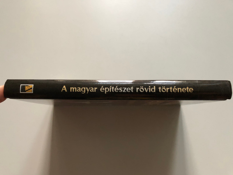 U. Bin Attila: A magyar építészet rövid története | A short history of Hungarian architecture (9789633754948)
