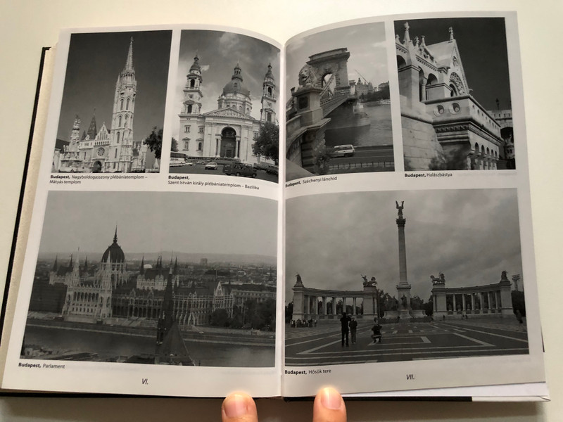 U. Bin Attila: A magyar építészet rövid története | A short history of Hungarian architecture (9789633754948)