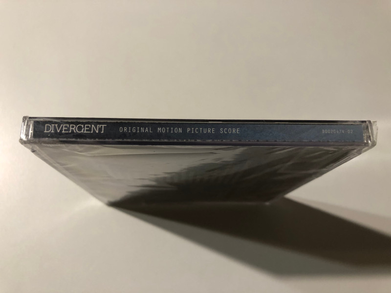 Divergent (Original Motion Picture Score) - Original Score Composed By Junkie XL / Interscope Records Audio CD 2014 / B0020474-02