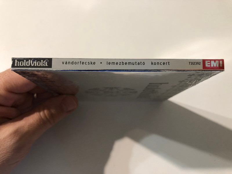 Holdviola – Vándorfecske - Lemezbemutató Koncert / EMI zenei Kft. Audio CD 2010 / 7312392