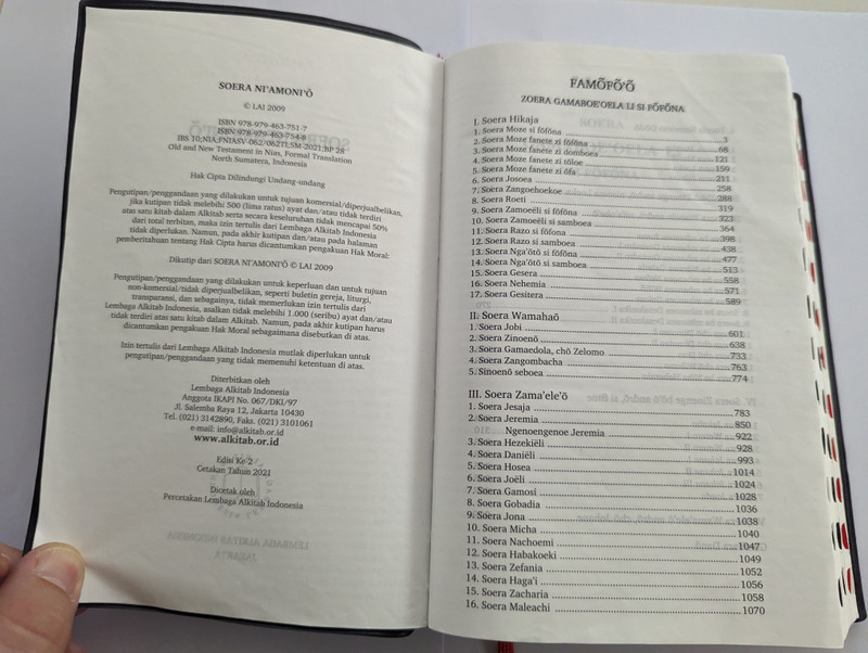 SOERA NI'AMONI'O: The Bible in Nias Language SOERA NI'AMONI'O: Alkitab dalam Bahasa Nias (9789794637517)