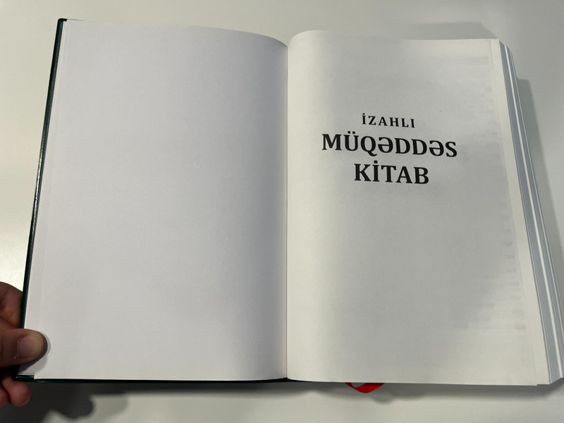 Azeri Holy Bible - Müqəddəs Kitab / The Holy Bible in Azerbaijani Latin / Soft Leather Cover 9783869543314
