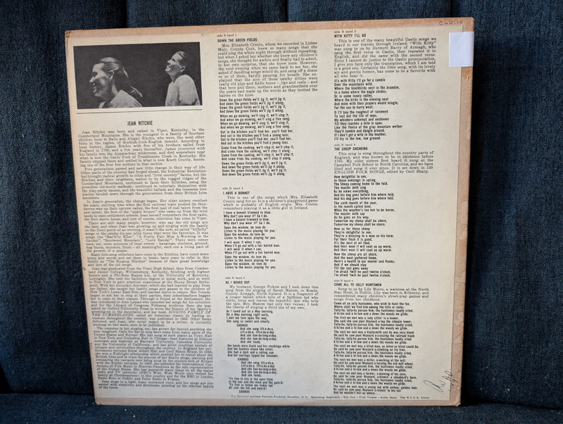 MUSIC FOR A CHILD'S WORLD A DAY IN THE PARK (CE 1043)
